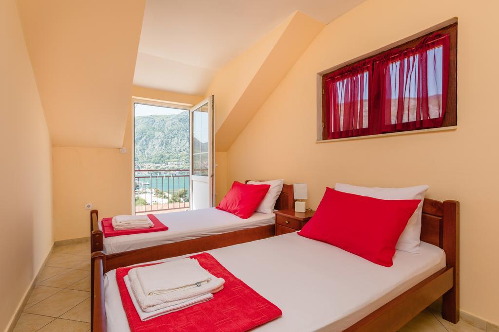 Apartments Feniks Kotor Zewnętrze zdjęcie