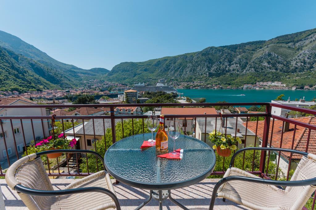 Apartments Feniks Kotor Zewnętrze zdjęcie